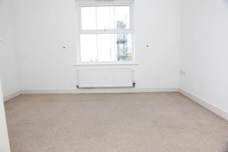 2 bedroom Flat to let in Wheal Sperries Way, Truro, TR1