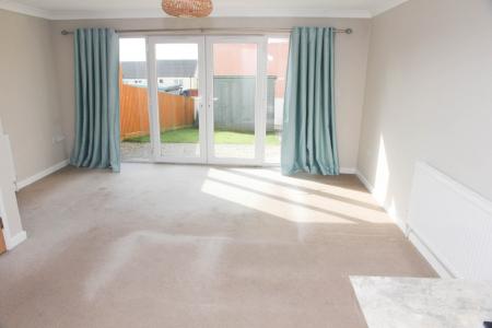 2 bedroom Terraced House to let in Wilkinson Gardens, Redruth, TR15
