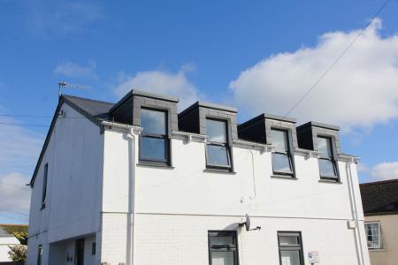 2 bedroom Flat to let in Bosvigo Road, Truro, TR1