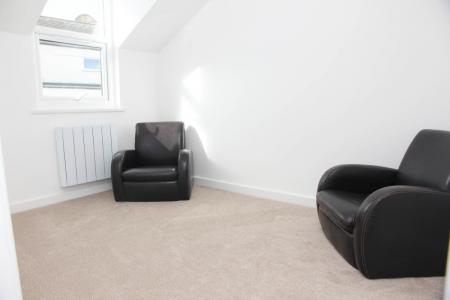 2 bedroom Flat to let in Bosvigo Road, Truro, TR1