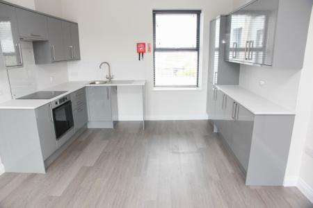 2 bedroom Maisonette to let in 19 Treyew Road, Truro, TR1