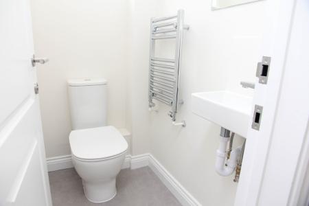 2 bedroom Maisonette to let in 19 Treyew Road, Truro, TR1