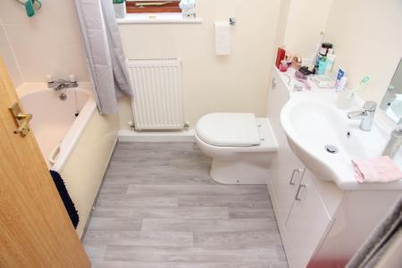 2 bedroom Bungalow to let in The Paddock, Redruth, TR15