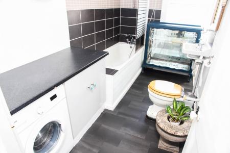 1 bedroom Maisonette to let in St. Georges Road, Truro, TR1