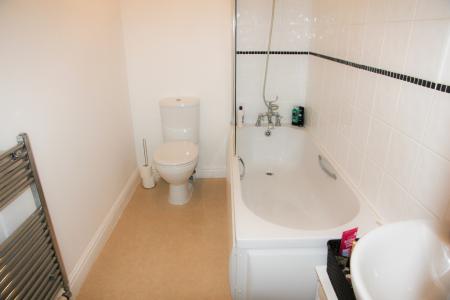 2 bedroom Flat to let in Brunel Court, Truro, TR1
