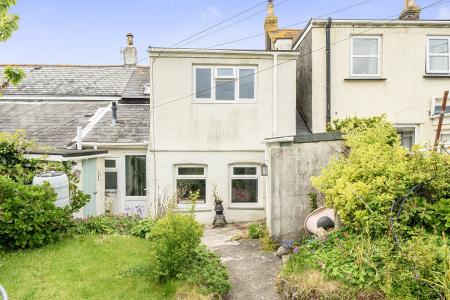 3 bedroom Terraced House for sale in Gew Terrace, Redruth, TR15