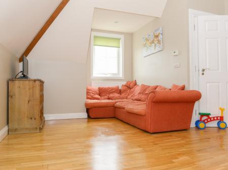 1 bedroom Flat to let in Wheal Leisure Court, Perranporth, TR6