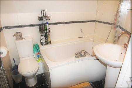 1 bedroom Flat to let in Wheal Leisure Court, Perranporth, TR6