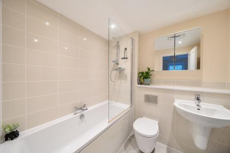 2 bedroom End of terrace house for sale in Centenary Way, Threemilestone, TR3