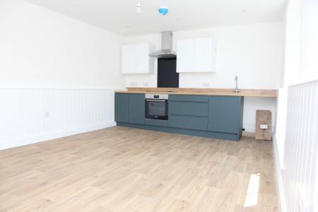 1 bedroom Apartment to let in Bond Street, Redruth, TR15