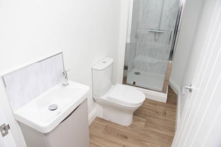 1 bedroom Apartment to let in Bond Street, Redruth, TR15