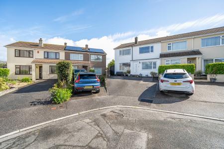 3 bedroom Semi-detached house for sale in Harefield Crescent, Camborne, TR14