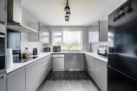 3 bedroom Semi-detached house for sale in Harefield Crescent, Camborne, TR14