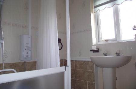 2 bedroom Semi-detached house to let in Penwithick Park, Penwithick, PL26