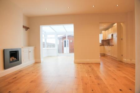 3 bedroom Terraced House to let in Fore Street, Beacon, TR14