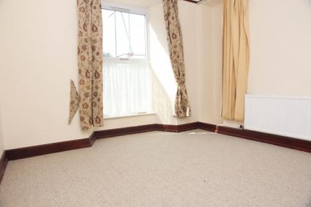 3 bedroom Flat to let in Station Hill, Hayle, TR27