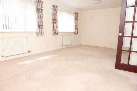 3 bedroom Bungalow for sale in Park-an-Gwarry, Truro, Carnon Downs, TR3