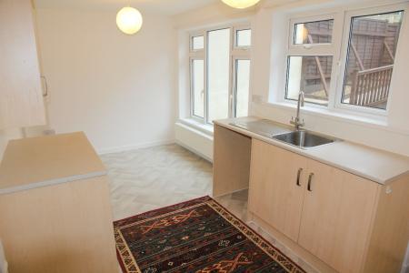 2 bedroom Terraced House to let in Treliske Lane, Truro, TR1
