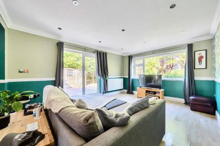 4 bedroom Detached bungalow for sale in Pen Tye, Gwinear, TR27