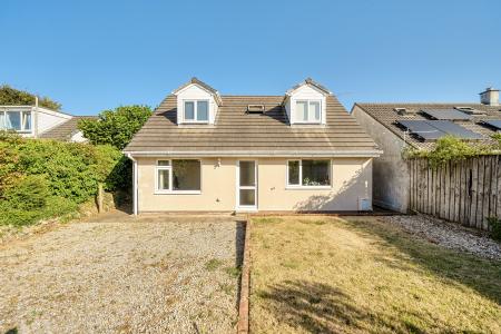4 bedroom Detached bungalow for sale in Pen Tye, Gwinear, TR27