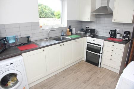 2 bedroom Bungalow to let in St Martins Close, Tregurthen Road, Camborne, TR14