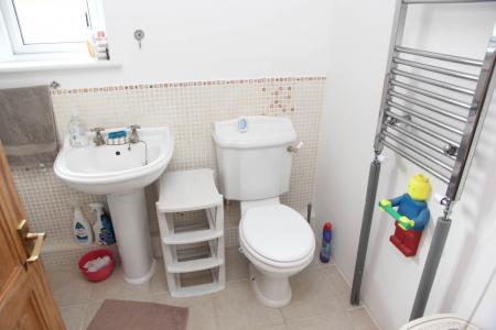 2 bedroom Bungalow to let in St Martins Close, Tregurthen Road, Camborne, TR14