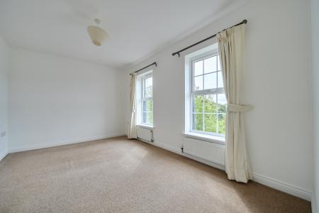 2 bedroom Coach House for sale in Sparnock Grove, Truro, TR1