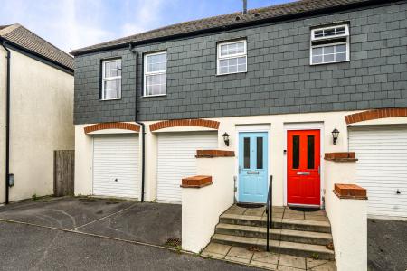 2 bedroom Coach House for sale in Sparnock Grove, Truro, TR1