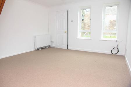 2 bedroom Terraced House to let in Killigrew Gardens, St. Erme, TR4