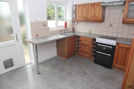 2 bedroom Terraced House to let in Killigrew Gardens, St. Erme, TR4