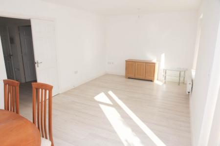 3 bedroom Terraced House to let in Lowen Bre, Gloweth, Truro, TR1