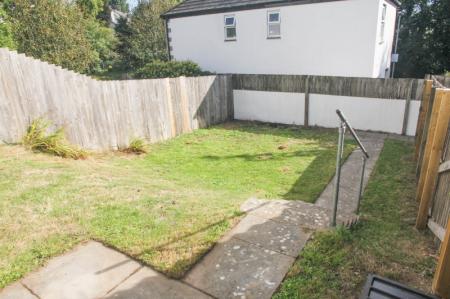 3 bedroom Terraced House to let in Lowen Bre, Gloweth, Truro, TR1