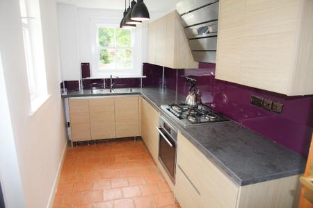 2 bedroom Terraced House to let in Daniell Street, Truro, TR1
