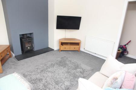 3 bedroom Semi-detached house to let in Penwerris Road, Truro, TR1