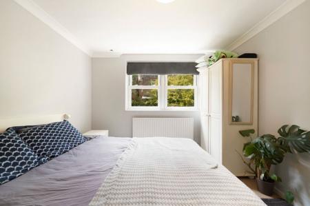 1 bedroom Flat for sale in Franklin Close, West Norwood, London, SE27