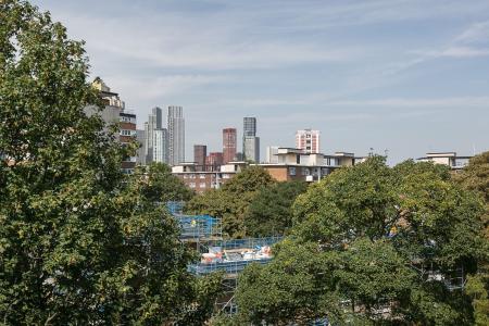 2 bedroom Flat for sale in Studley Road, Stockwell, London, SW4