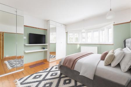 3 bedroom Terraced House for sale in The Chase, London, SW16