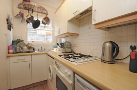 1 bedroom Flat to let in Croxted Road, West Dulwich, London, SE21