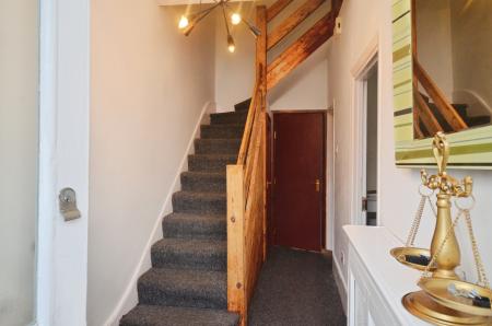 4 bedroom House share to let in Ardgowan Road, Catford, London, SE6