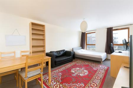 2 bedroom Flat for sale in Campell Road, Thornton Heath, Croydon, CR0