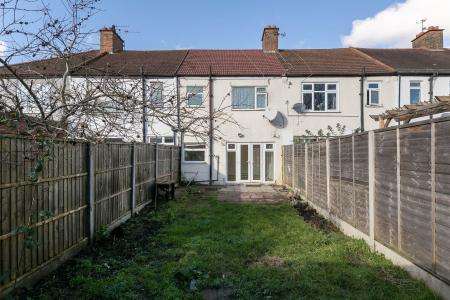 3 bedroom Terraced House to let in Thornton Road, Thornton Heath, Croydon, CR7
