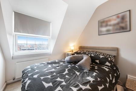 2 bedroom Flat for sale in Semley Road, London, SW16