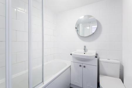 1 bedroom Flat for sale in Elderwood Place, West Norwood, London, SE27