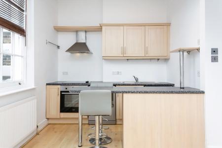 1 bedroom Flat for sale in Elderwood Place, West Norwood, London, SE27