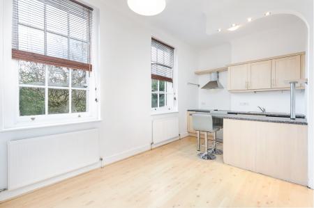 1 bedroom Flat for sale in Elderwood Place, West Norwood, London, SE27