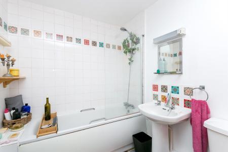 1 bedroom Flat for sale in Peckford Place, Brixton, London, SW9