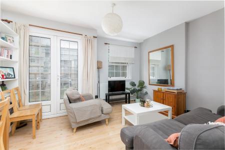 Worsopp Drive, Clapham, London, SW4