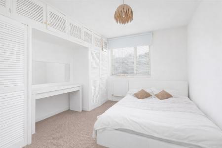 3 bedroom End of terrace house for sale in Truslove Road, West Norwood, London, SE27
