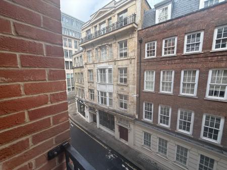 2 bedroom Flat to let in Little Britain, London, EC1A