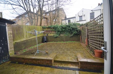 4 bedroom Terraced House to let in Eden Road, West Norwood, London, SE27